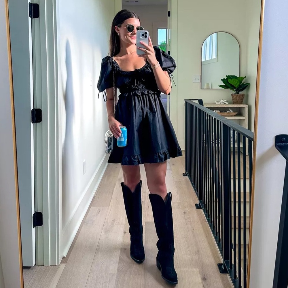 En Saison Danielle Black Puff Sleeve Dress